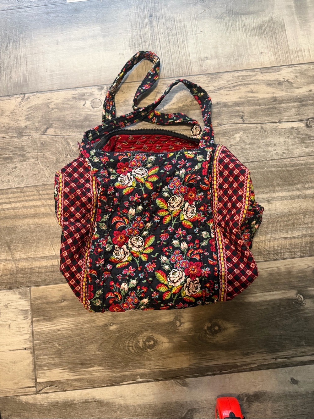Vera Bradley Anastasia Small Duffle Double Handle. Vintage. Retired.